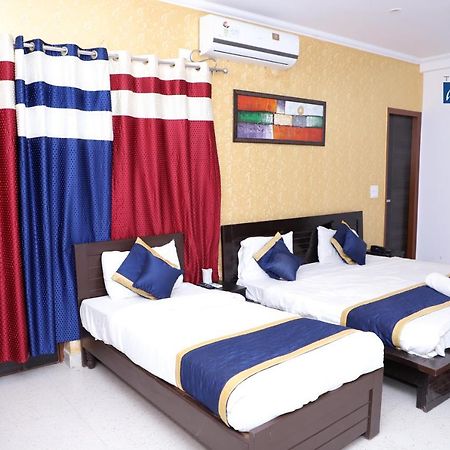 Hotel The Abodes House à Greater Noida Extérieur photo