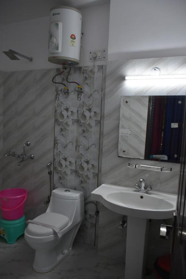 Hotel The Abodes House à Greater Noida Extérieur photo
