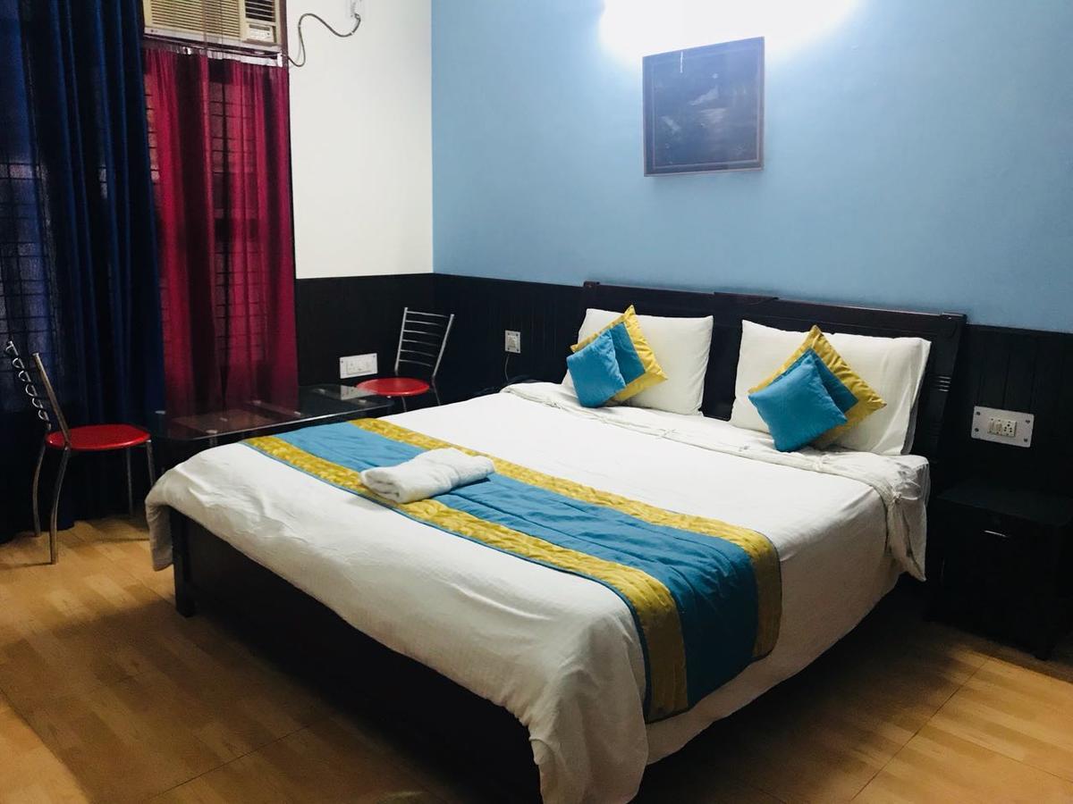 Hotel The Abodes House à Greater Noida Extérieur photo