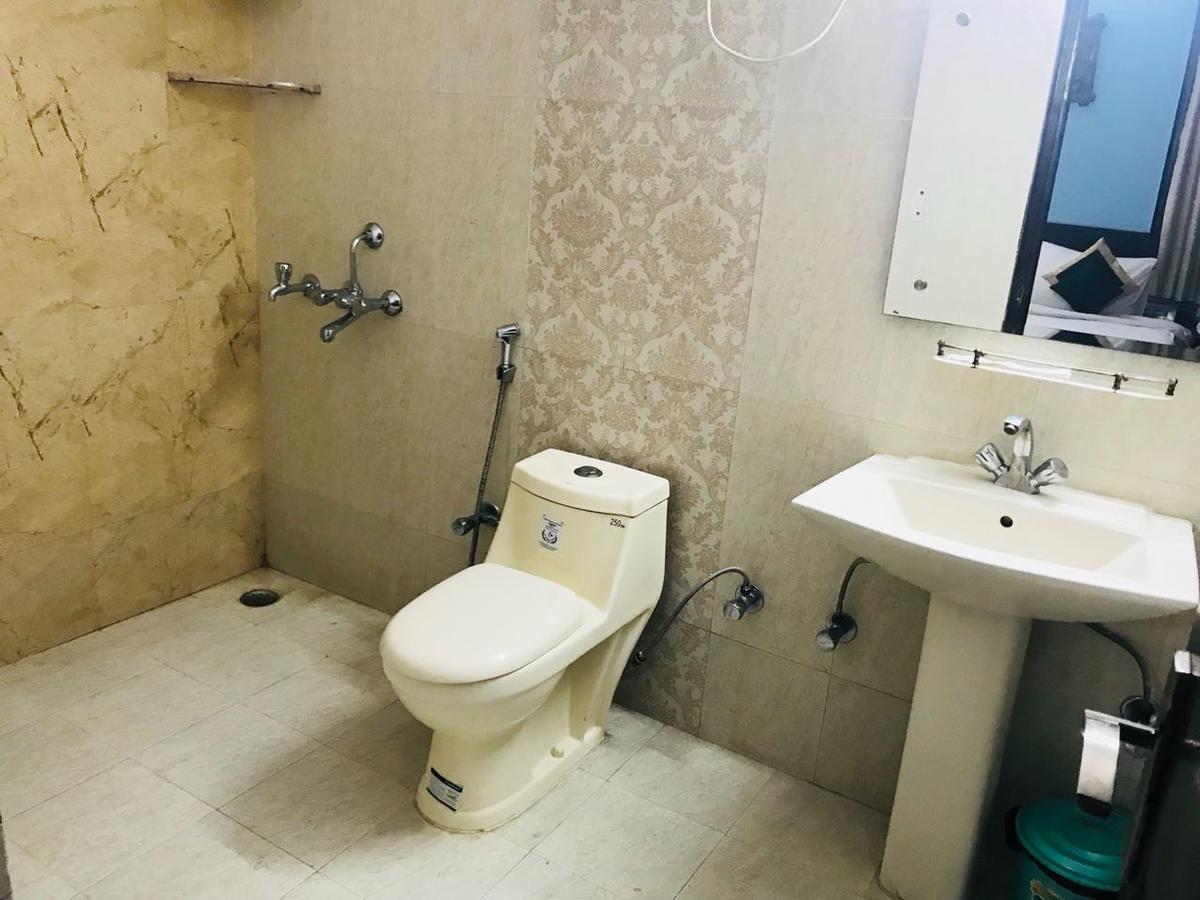 Hotel The Abodes House à Greater Noida Extérieur photo