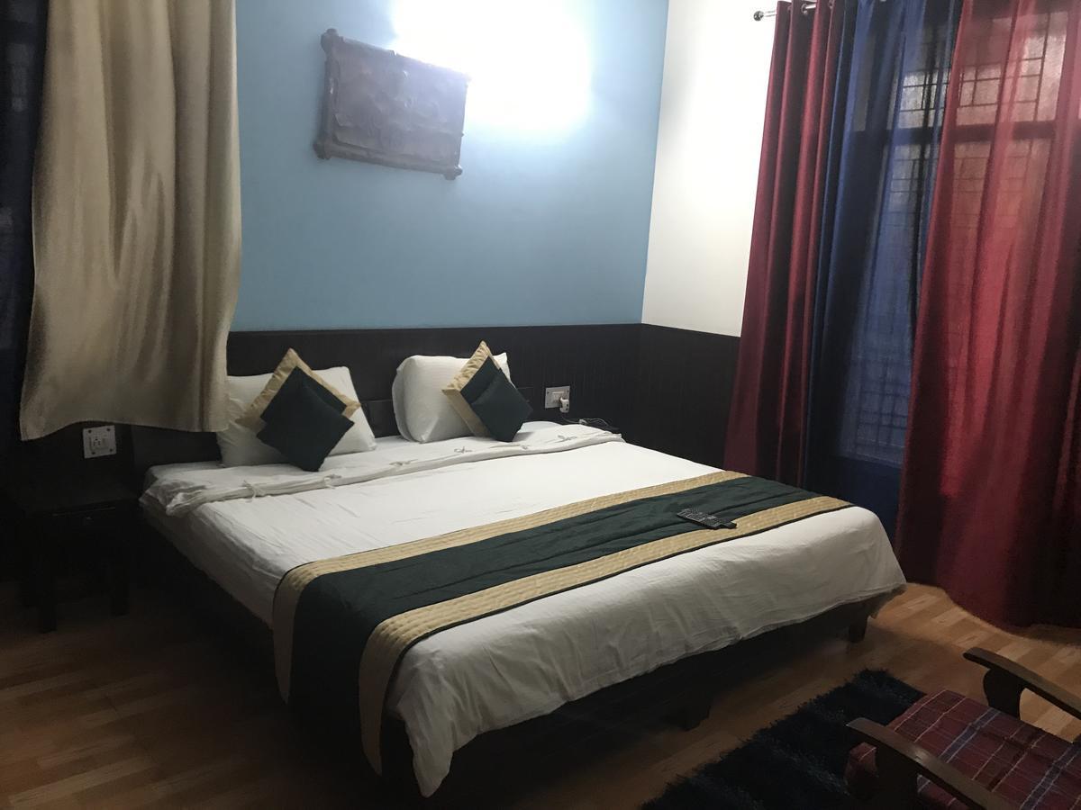 Hotel The Abodes House à Greater Noida Extérieur photo