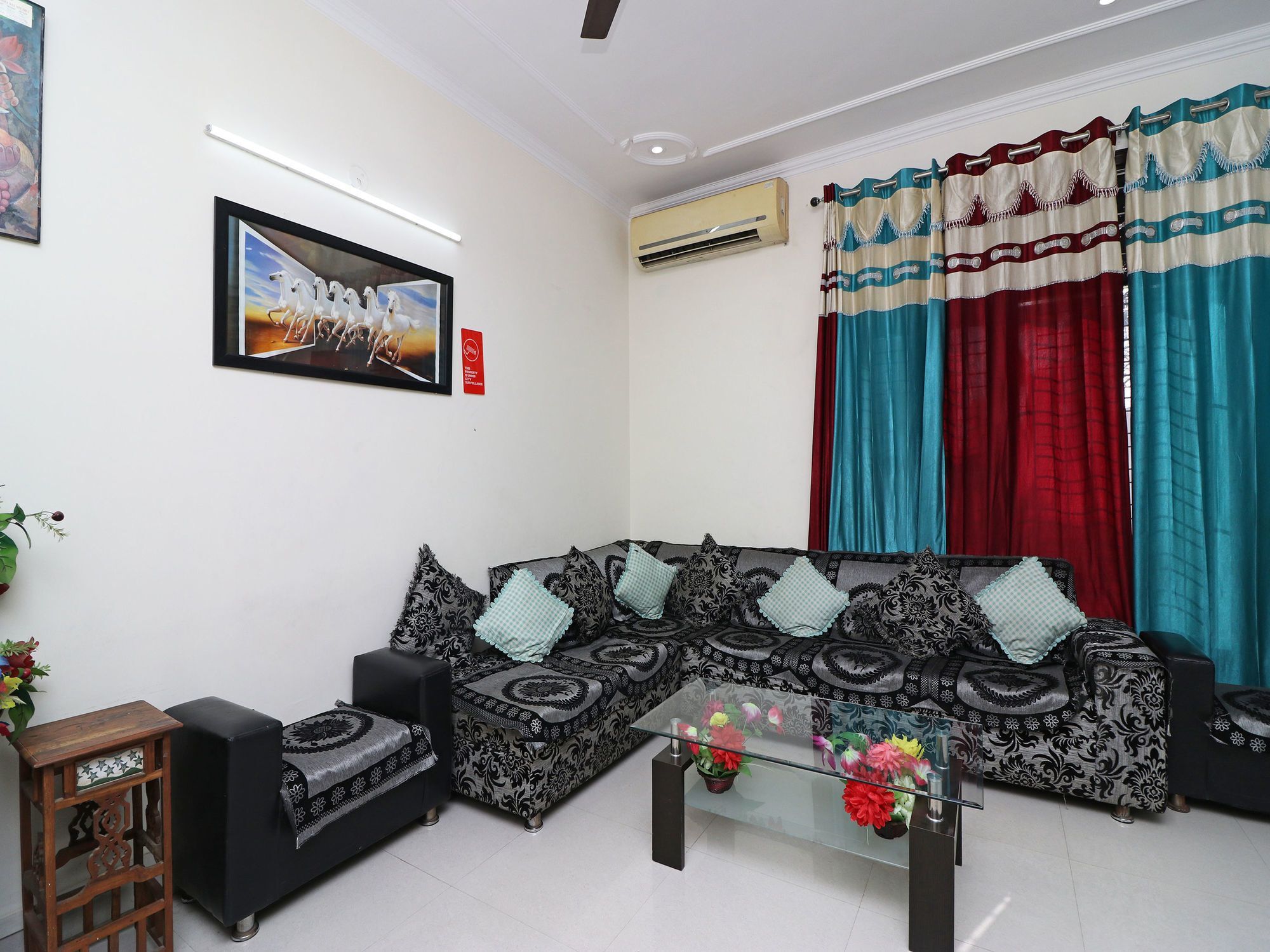 Hotel The Abodes House à Greater Noida Extérieur photo
