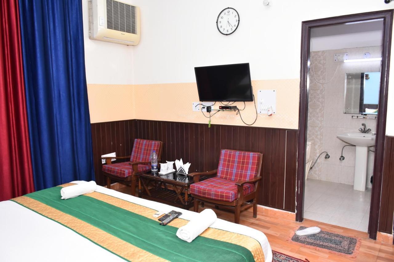 Hotel The Abodes House à Greater Noida Extérieur photo
